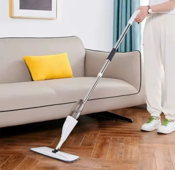 Trapeadora con dispensador de agua/aromatizante